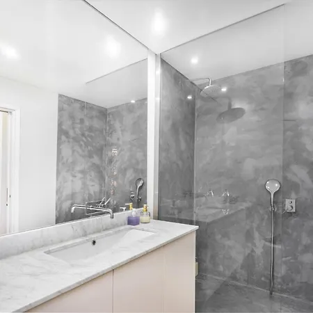 Whome | Alcantara Premium Apartment *